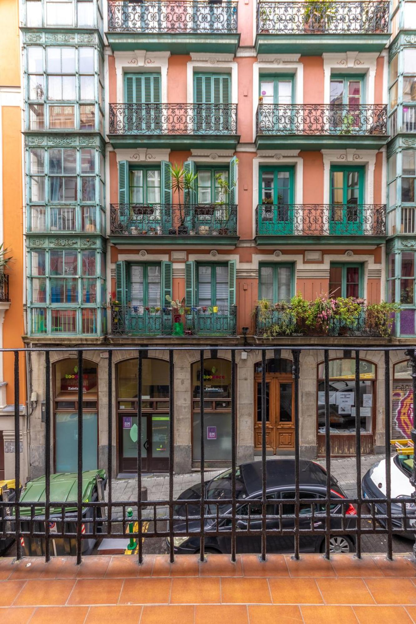Encantador Apartamento En El Casco Antiguo De Bilbao Dış mekan fotoğraf